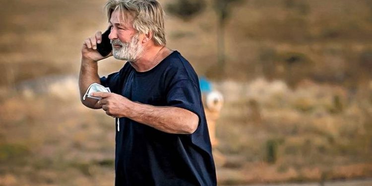 Oyuncu Alec Baldwin, ölümüne neden olduğu görüntü yönetmeninin ailesiyle uzlaştı