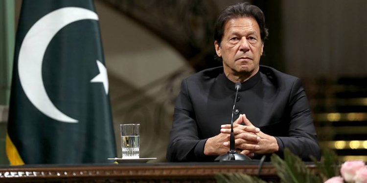 Pakistan'da eski Başbakan İmran Han hakkında tutuklama emri çıkarıldı