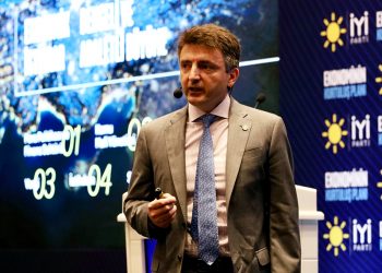 Prof. Dr. Bilge Yılmaz: Bugünkü sorunların temeli kaynak eksikliği değil, hukuksuzluk