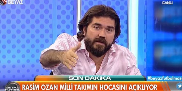 Rasim Ozan Kütahyalı: Ya korkmayın be, Galatasaray tarihinin en büyük forveti Hakan Şükür’dür