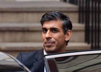 Rishi Sunak, Kral III. Charles'la görüştükten sonra Britanya'nın 57. Başbakanı olarak göreve başlayacak