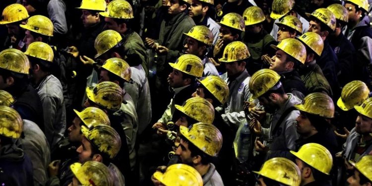 SGK sefaleti gizliyor; asgari ücretlinin günlük kazancı 11,5 dolar!