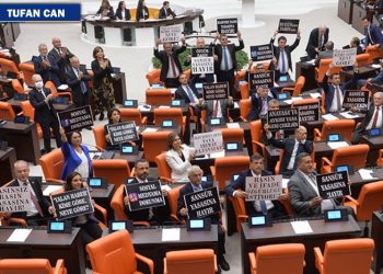 Sansür yasası: olsa ne yazar; olmasa ne yazar