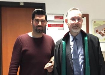 Savcı “15 Temmuz tiyatrodur” paylaşımına Erdoğan’a hakaretten ceza istedi