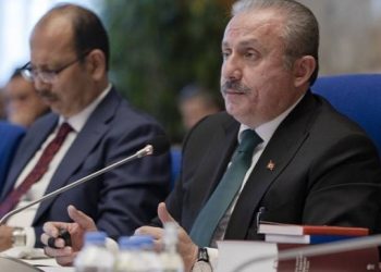 Şentop HDP’li vekilleri hedef aldı