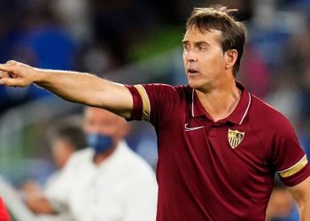 Sevilla'da Lopetegui dönemi sona erdi
