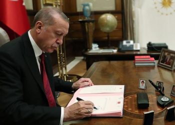 Son dakika... Bekir Bozdağ açıkladı: Başörtüsüne ilişkin Anayasa değişikliği Erdoğan'ın masasında