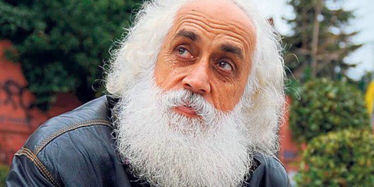 Suavi’den nefret operasyonuna tepki: Bu travmaları aşmanın tek yolu insani yardım ve dayanışmadır