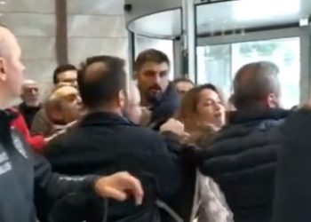 TTB üyeleri adliyede darp edildi, gazeteciler adliyeye alınmadı