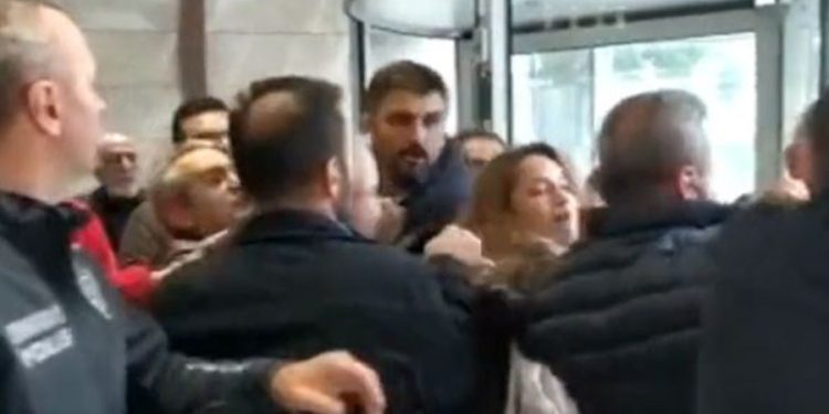 TTB üyeleri adliyede darp edildi, gazeteciler adliyeye alınmadı