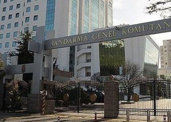 Tecavüzle suçlanan albay, mağdurun çocuğunun babası çıktı