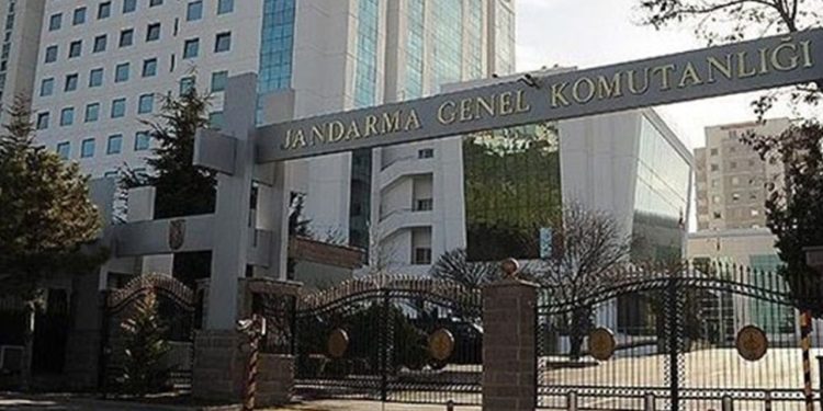 Tecavüzle suçlanan albay, mağdurun çocuğunun babası çıktı