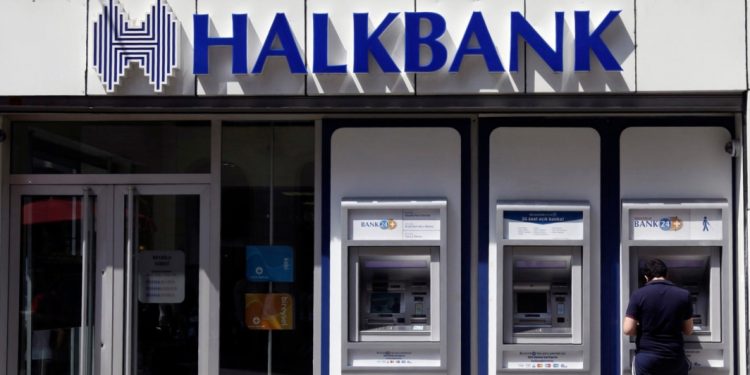 Temyiz başvurusu kabul edildi: ABD Yüksek Mahkemesi Halkbank’ı dinleyecek