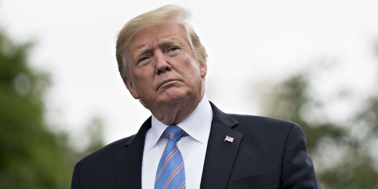 Trump, 6 Ocak Soruşturma Komitesi'nin ifade çağrısına mektupla karşılık verdi