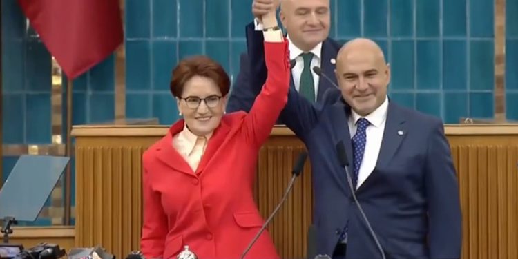 Turhan Çömez, İYİ Parti’ye katıldı