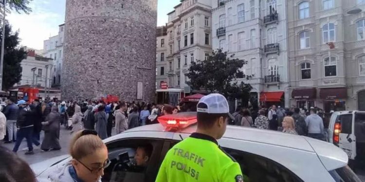 Tutsak KHK’lı eski Danıştay üyesi Haşim Güney’in oğlu Galata Kulesi’nden atlayarak intihar etti