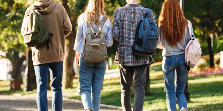 Üniversitede tartışılan karar: Öğrencilerin "ders çok zor" diye dilekçe verdiği öğretim görevlisi kovuldu