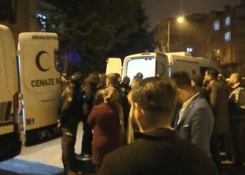 Uzaklaştırma kararı olan koca, eşini ve iki çocuğunu öldürüp intihar etti
