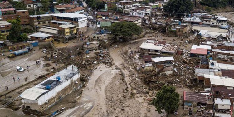 Venezuela’da toprak kayması: 22 ölü, en az 50 kayıp