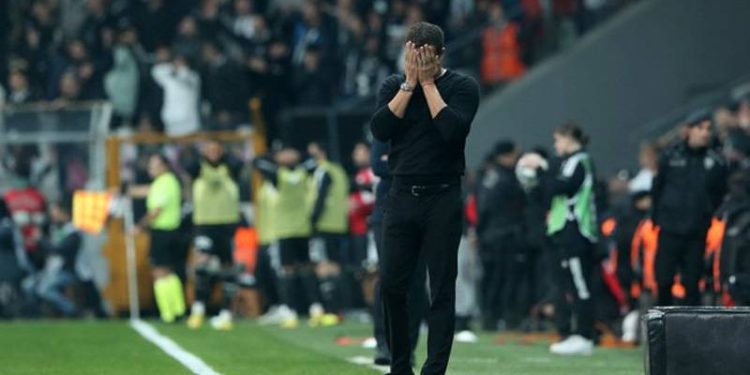 Vodafone Park'ta "Ismael istifa" sesleri, Sergen Yalçın tezahüratı!