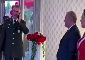 Yandaş medya hedef göstermişti: Tokat Valisi’nin elini sıkmayan asker görevden alındı