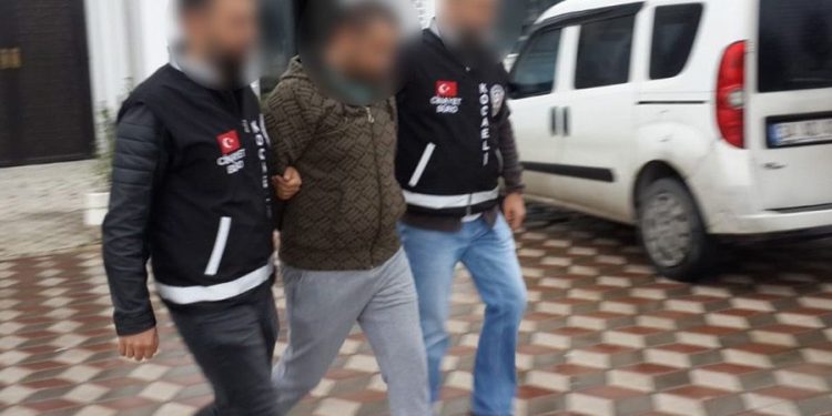 Yangının altından cinayet çıktı: 17 yaşındaki kızı öldürüp evi yakmış