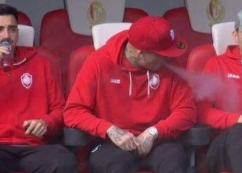 Yedek kulübesinde sigara içen Nainggolan, kadro dışı bırakıldı