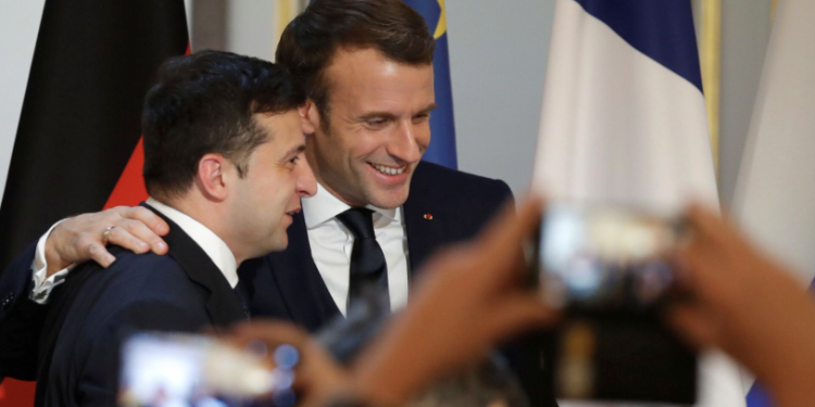 Zelenskiy: Macron bana hep 'WhatsApp'tan ara' der