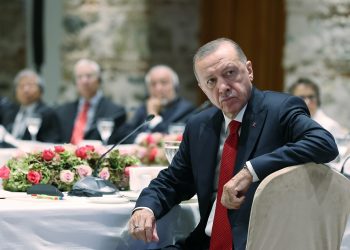 ‘Erdoğan’ın rakibi kim ise ona oy veririm’ diyenlerin oranı yüzde 45