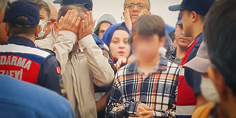 ‘Hatice sen bu acıya nasıl katlandın, tutamadım oğlumu, sahip çıkamadım’