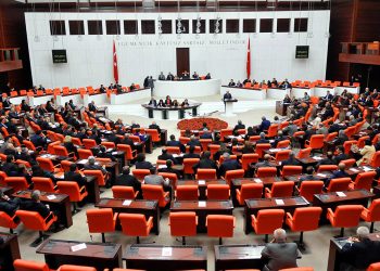 ‘Sansür Yasası’nın ilk iki maddesi TBMM’de kabul edildi