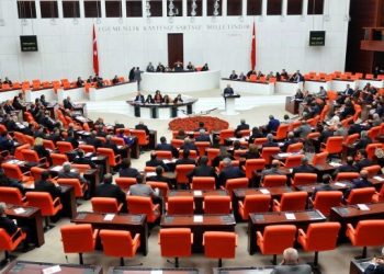 ‘Sansür Yasası’nın tartışmalı maddesi kabul edildi