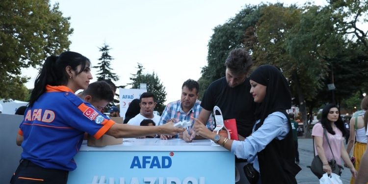 Türkiye’de Deprem Tatbikatı Günü