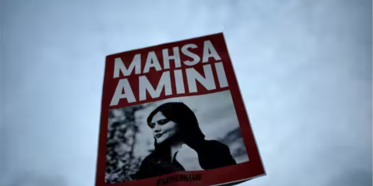 Tahir Elçi Vakfı’ndan İranlı Amini’ye Ödül