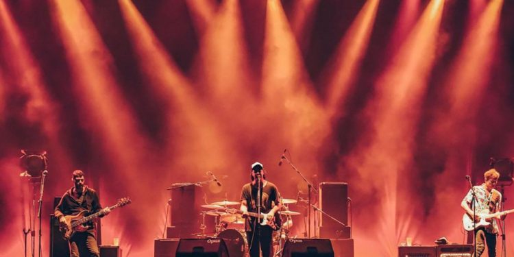 1 TL'ye konser ve tiyatro biletlerine büyük ilgi