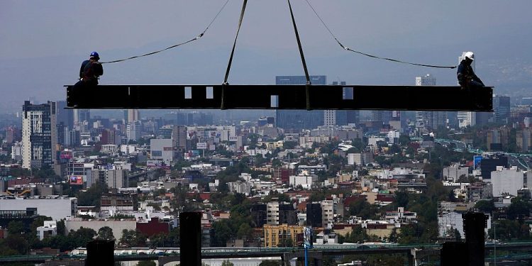 OECD: 2023’te Türkiye’de enflasyon yüzde 40’ın üzerinde seyredecek, ihracat büyümesi yavaşlayacak