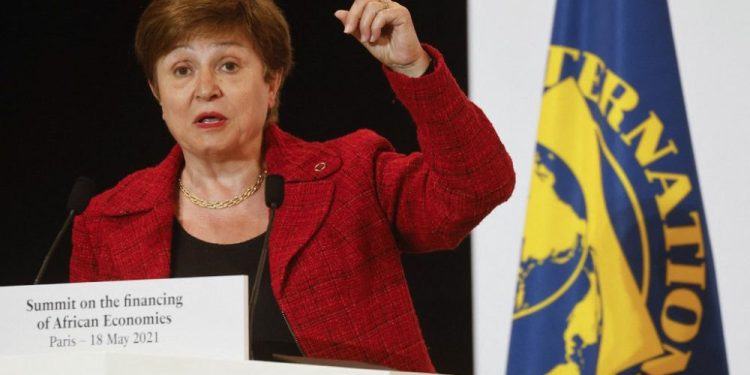 IMF’den Fransa’ya bütçe açığı uyarısı: Kamu borçları dizginlenmeli