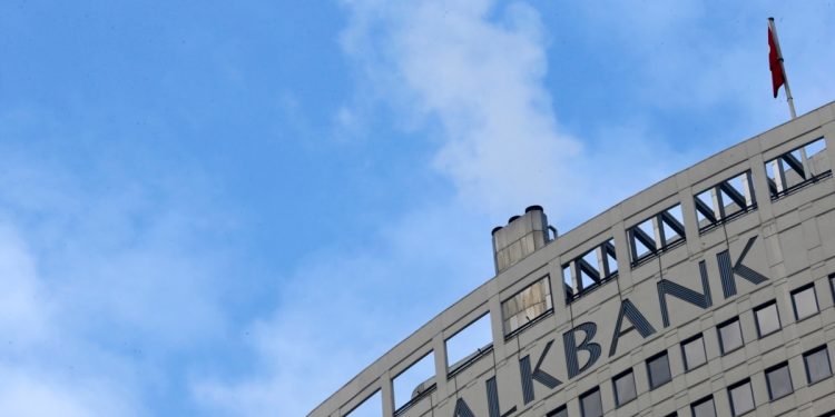 ABD’deki Davada Üç Ülke Halkbank’ı Nasıl Savundu?