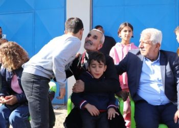 Tahliye olan tutuklu Orbay 30 yıl sonra köyüne döndü