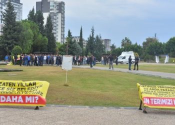 Çukurova’da pazar yeri tartışması