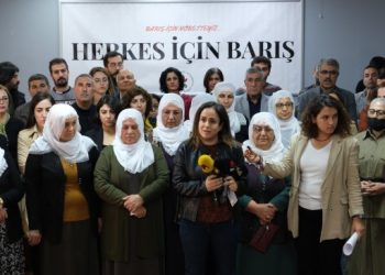 Barış Nöbeti : Fincancı ve gazetecileri serbest bırakın
