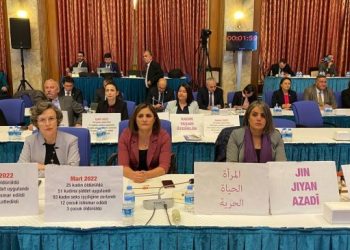 Bakan Yanık ‘Jin, jiyan, azadî’ dövizleriyle protesto edildi