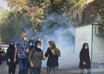 İran İnternational: Hamaney rejim güçlerinin başarısızlığını eleştirdi
