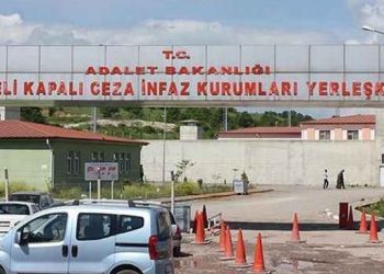30 yıl sonra tahliye olan Dal: Gülüşümüzü söndüremediler