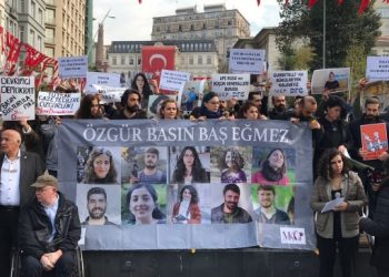 Muhalif medyaya çağrı: İktidarın sözcülüğünü yapmaktan vazgeçin
