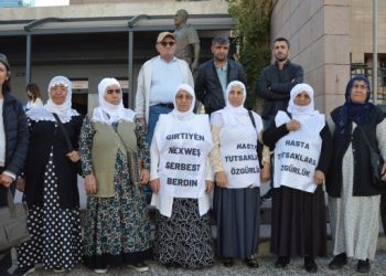 Adalet Nöbeti’nde kimyasal saldırılara dikkat çekildi