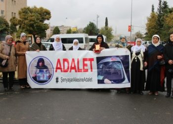 MEBYA-DER ve TUHAY-DER Emine Şenyaşar’ı ziyaret etti