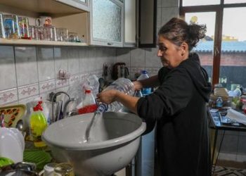 7 kat zam isteyen isteyen ev sahibi, kiracısının suyunu kesti