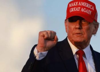 ABD ara seçimlerinde belirsizlik sürerken Trump'ın 2024 başkan adaylığı duyurusu da ertelenebilir