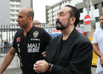 Adnan Oktar: Tutuklandığımdan beri Tayyip hocamın yüzü hiç gülmedi